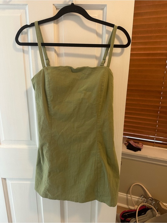 Abercrombie & Fitch Dresses & Skirts - Abercrombie Olive Green Women’s Sleeveless Mini Dress